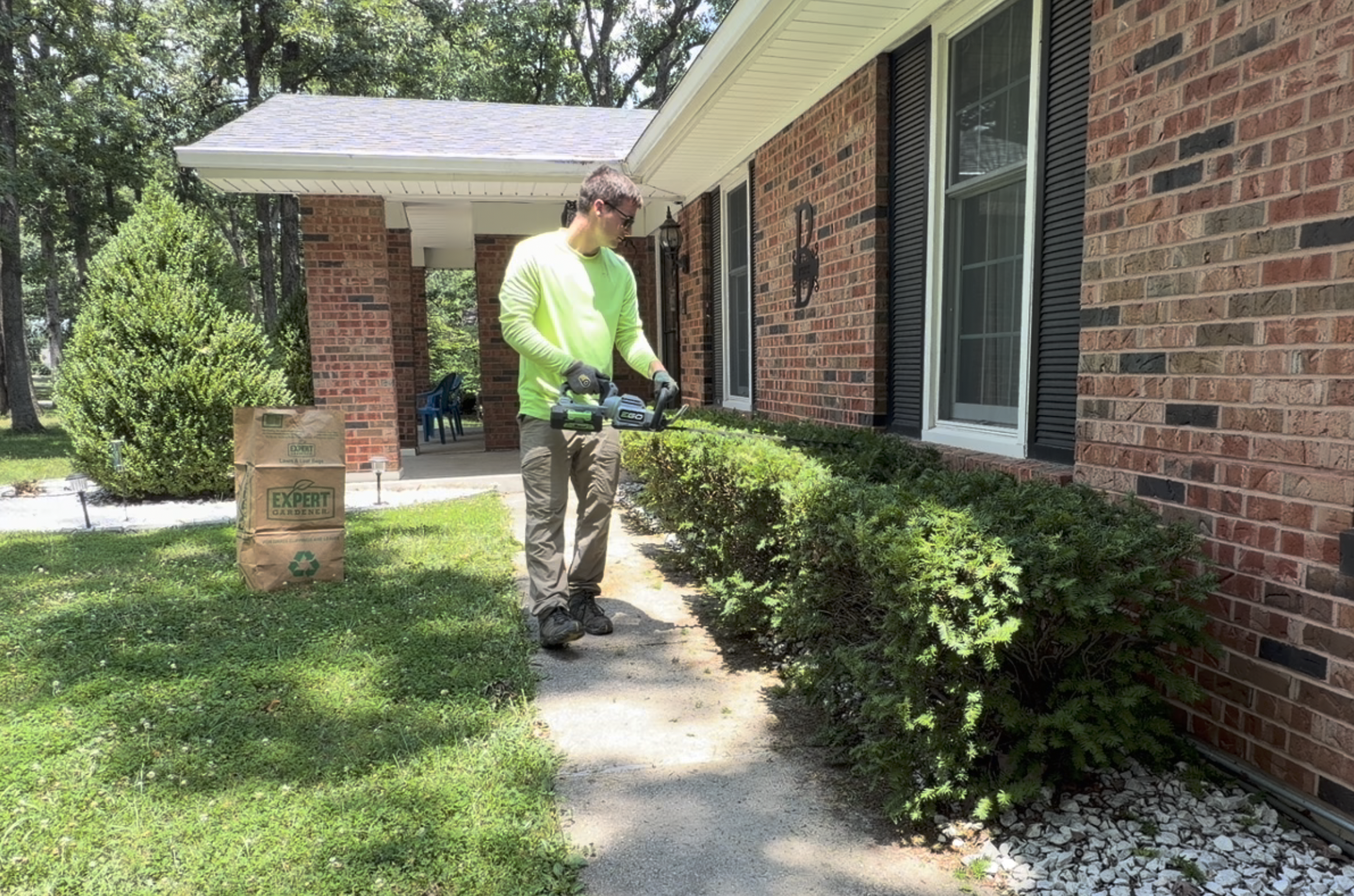 Freshly trimmed shrubs and hedges in Wentzville